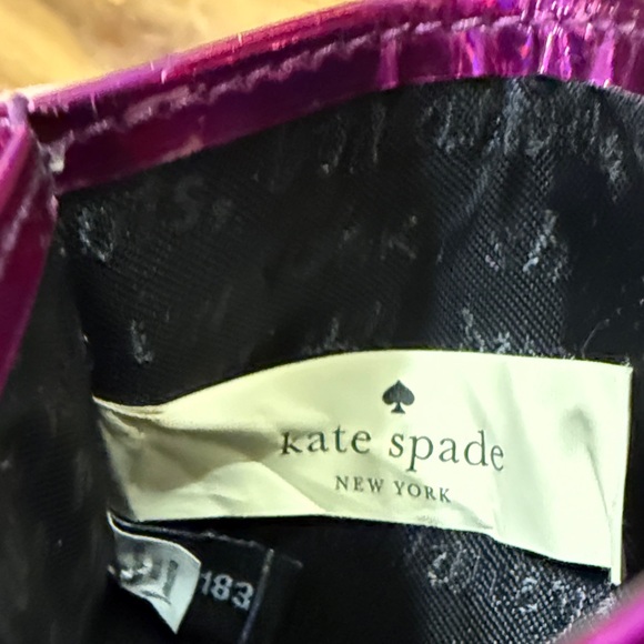 Kate Spade New York Women’s Card Holder (Color: Baja Rose)(EUC) - Picture 10 of 16